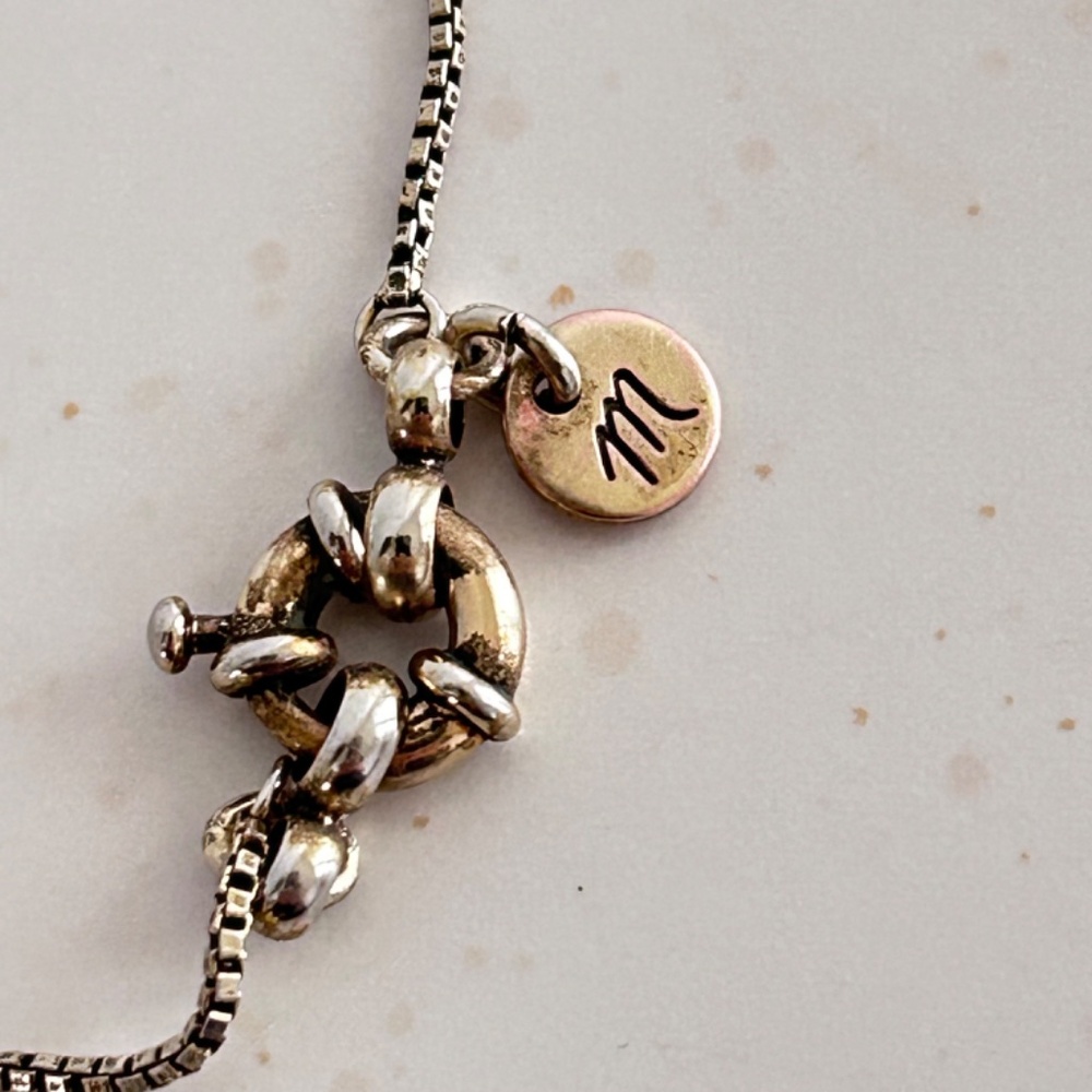 MADEWELL Arrowstack Vintage Chevron Layered Necklace Gold and Black Toned - Picture 6 of 11